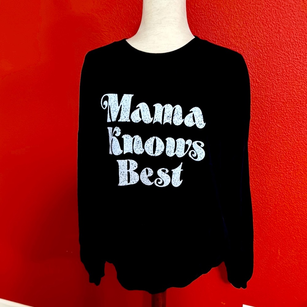 Black and White Crew Neck Sweatshirt with 'Mama Knows Best' Print